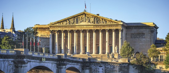 Loi de finances 2023 : les principales nouveautés pour les professionnels